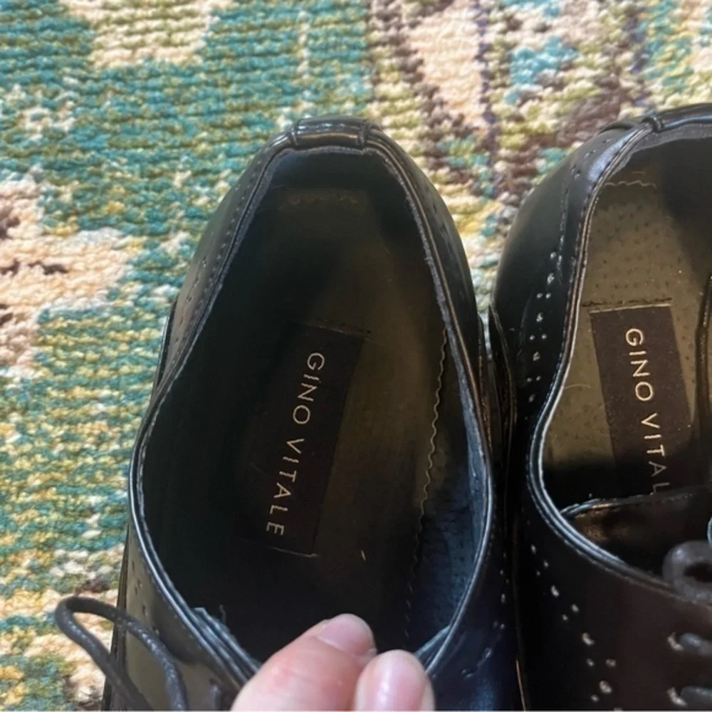 Men’s black leather Gino Vitale Oxford shoes